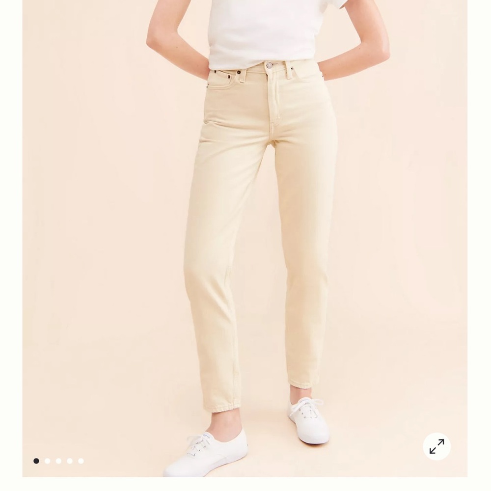 Levi's Cream Straight Leg Jeans